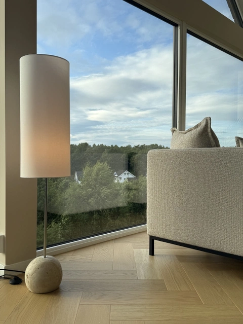 Milla gulvlampe 120cm travertine/hvit 2