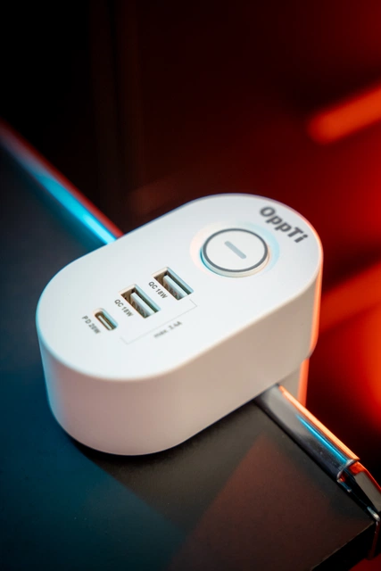 Skjøteledning hengende 3-veis & USB porter hvit