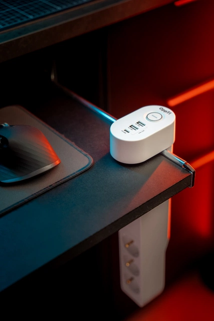 Skjøteledning hengende 3-veis & USB porter hvit