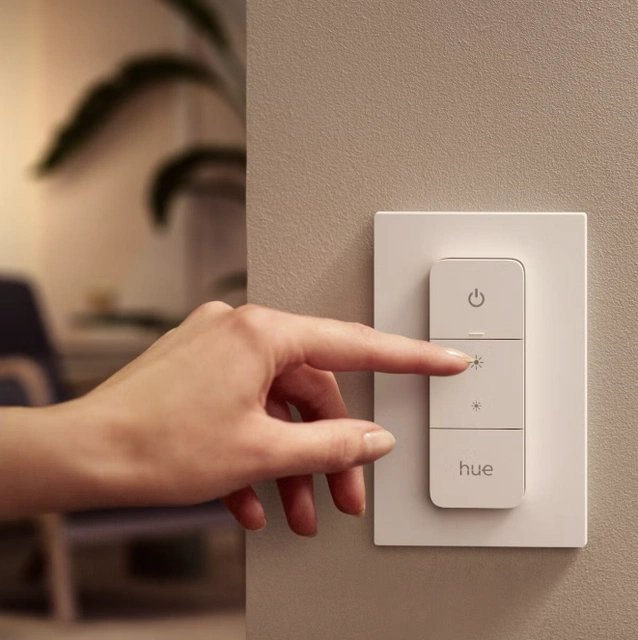 Hue dimmerswitch hvit 1