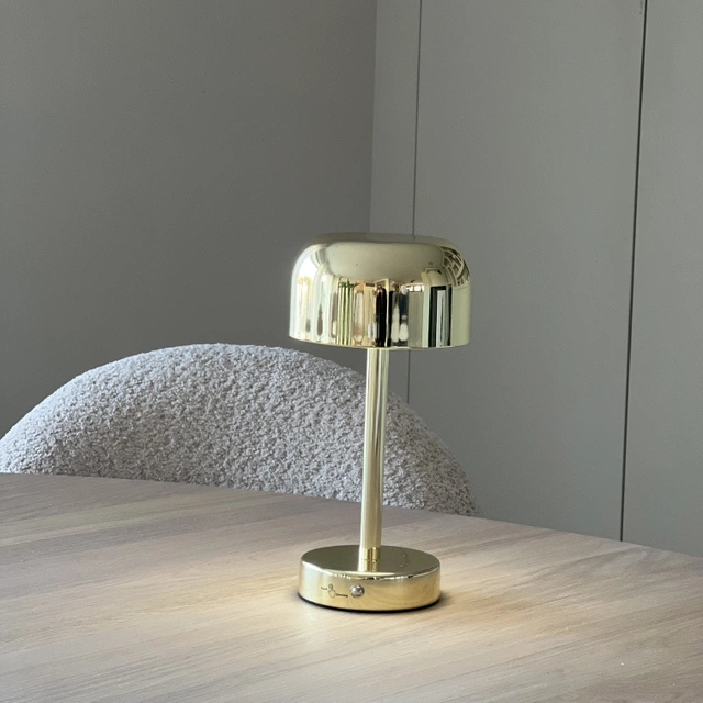 Touch LED oppladbar bordlampe 24cm gull