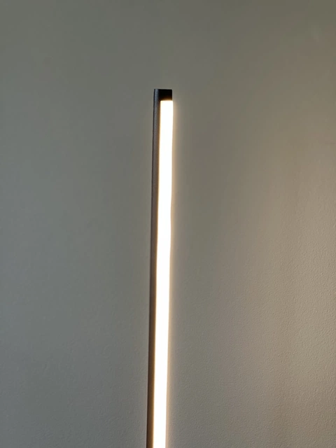 Ivy LED bordlampe 46cm sort