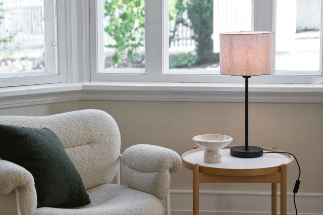 Blefjell bordlampe uten skjerm 42cm sort