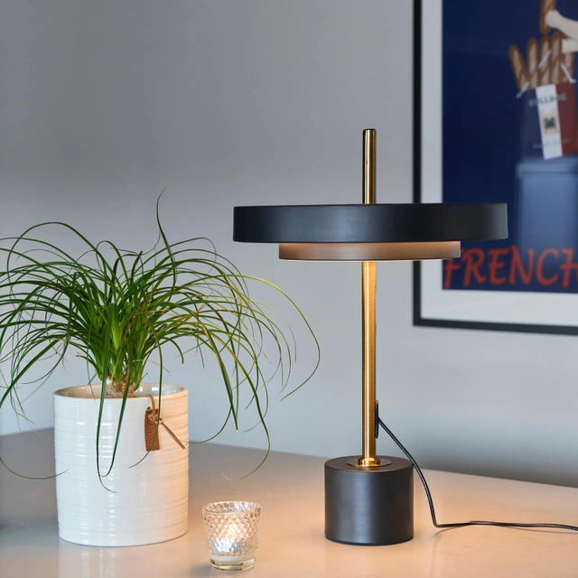 Keaton LED bordlampe 46cm sort