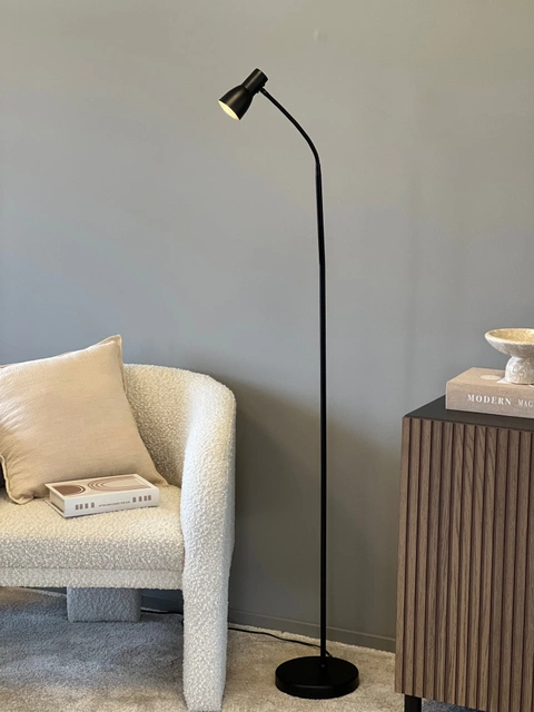 Mikes leselampe gulv 145cm sort