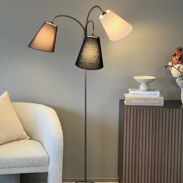 Felicia Trio gulvlampe uten skjermer 3lys 150cm brun
