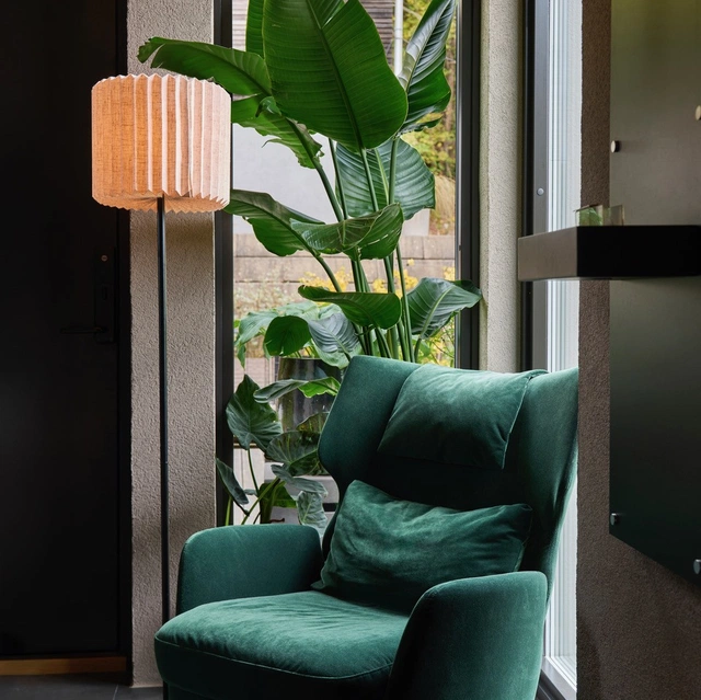Fleur gulvlampe 160cm sort