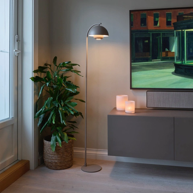 Myla LED oppladbar gulvlampe 145cm beige