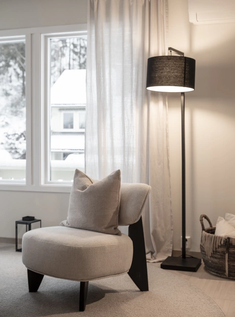 David gulvlampe 175cm sort