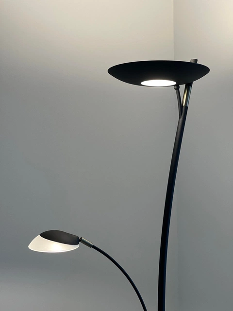 Helios LED uplight 2lys 197cm sort
