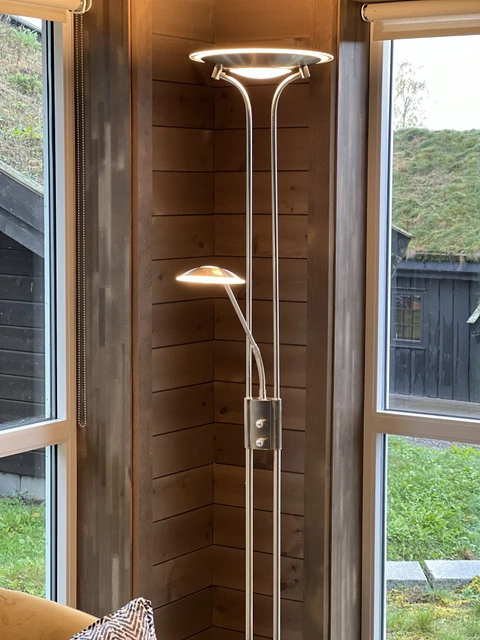 Bristol LED uplight 2lys 180cm stål