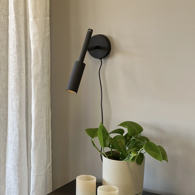 Bino LED leselampe vegg 22,5cm sort