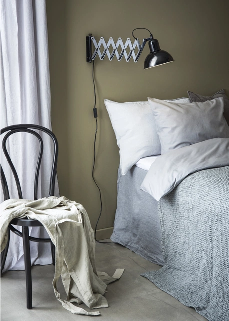 Riggs vegglampe 18,5cm sort