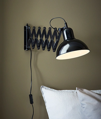 Riggs vegglampe 18,5cm sort
