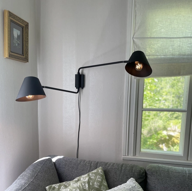 Nordic vegglampe 2lys sort