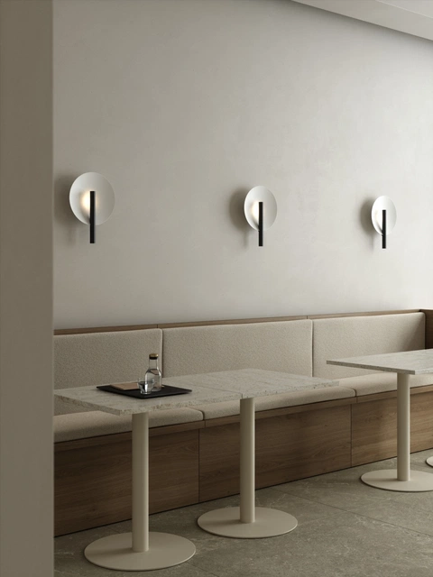 Furiko vegglampe 42cm sort