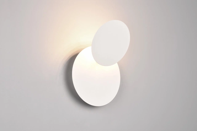 Mio LED vegglampe 18cm hvit