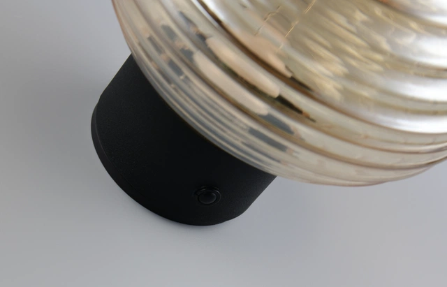 Earl LED oppladbar vegglampe 15,5cm amber