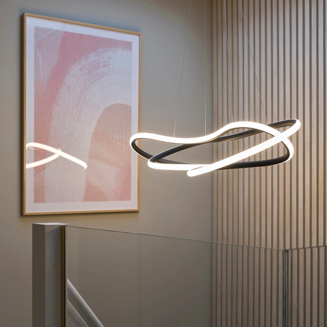 Infinity LED taklampe 112cm sort