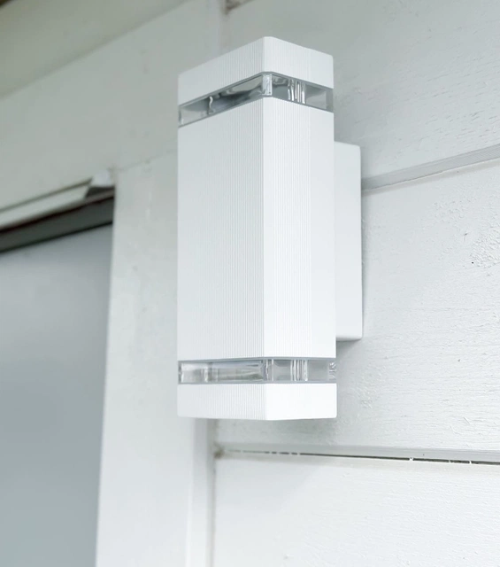 København II utelampe vegg IP44 26,5cm hvit