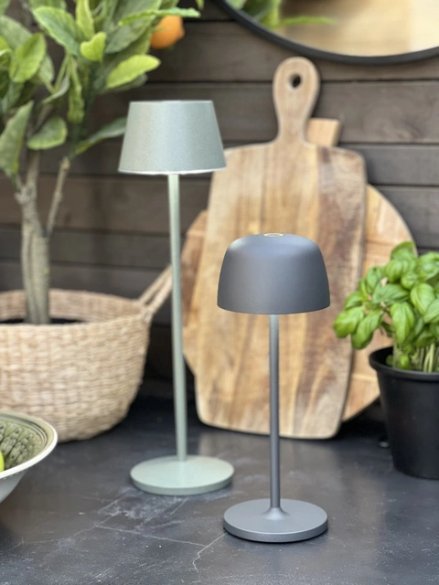 Mars LED oppladbar utelampe bord IP65 28cm grå