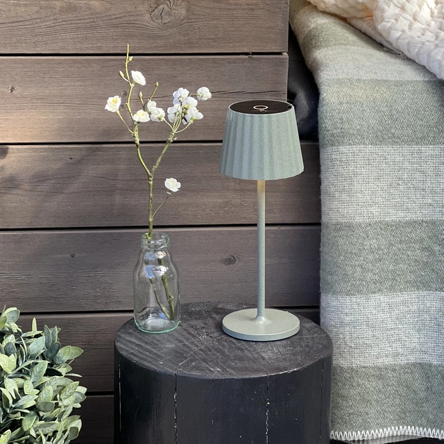 Juli LED oppladbar utelampe bord IP65 29cm grønn