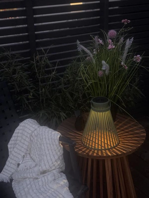 Solarlykt med håndtak IP44 33cm grønn