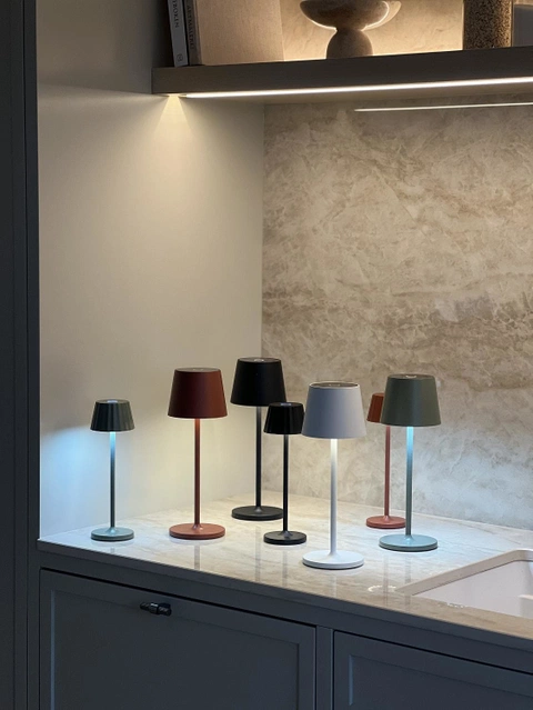Mai LED oppladbar utelampe bord IP65 29cm grønn