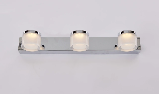 Vilmer LED vegg baderomslampe IP21 48cm krom