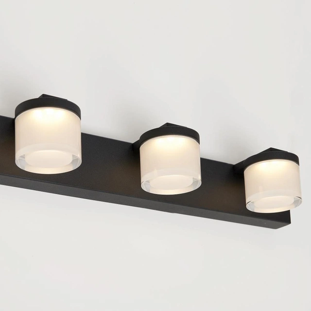 Vilmer LED vegg baderomslampe IP21 48cm sort