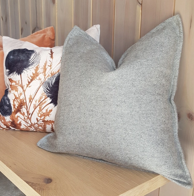 Putetrekk ull 45cm grå