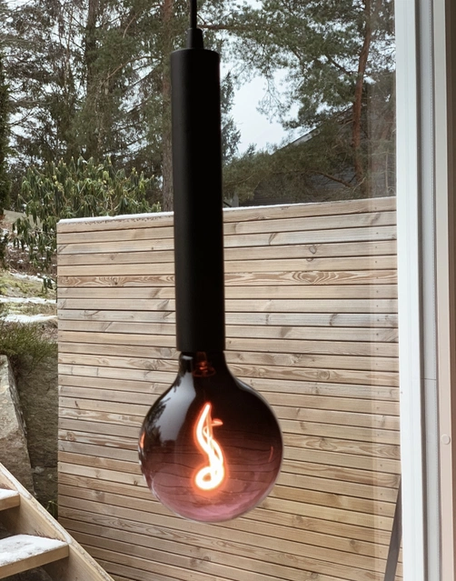 LED E27 globe 12,5cm dimbar 4W lilla